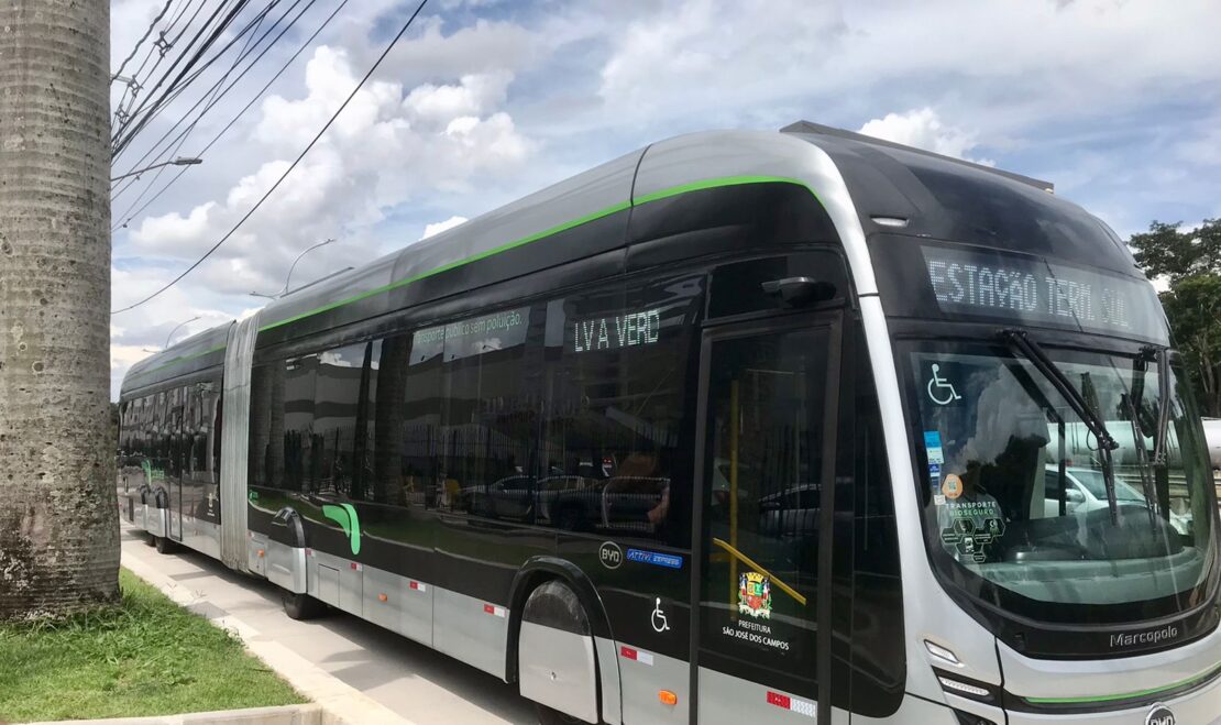 ônibus elétricos