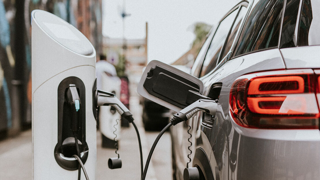 carros elétricos e veículos