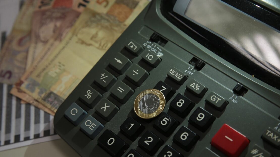 tesouro e bc e governo