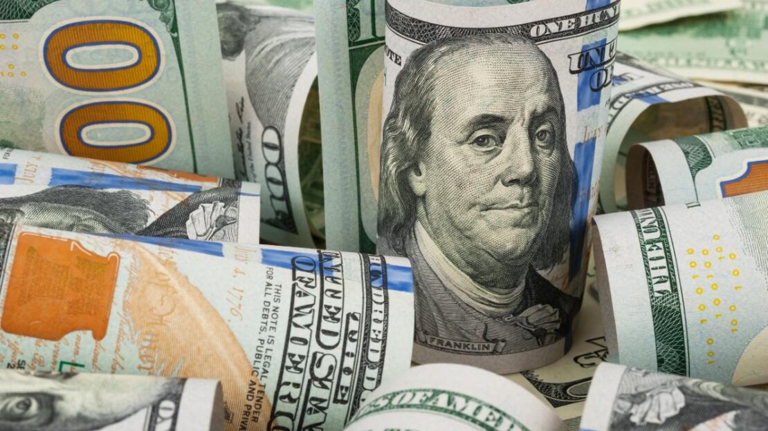 dólar e fluxo cambial