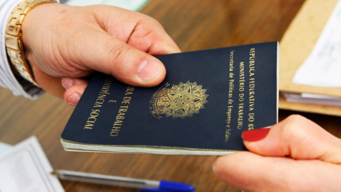empregos com carteira assinada e desemprego