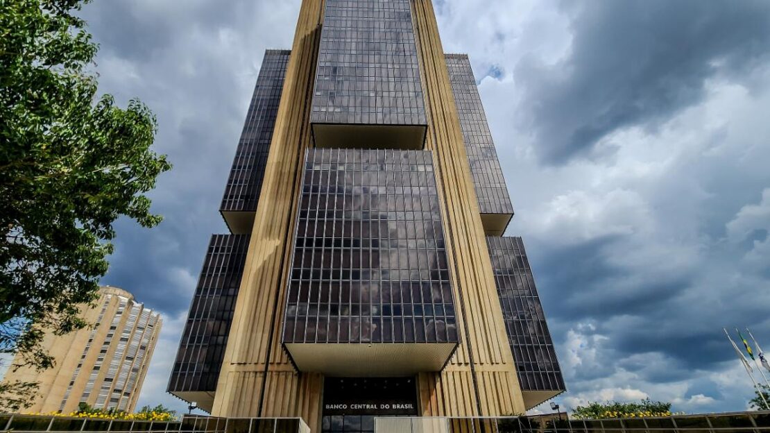 boletim focus e inflação e dólar