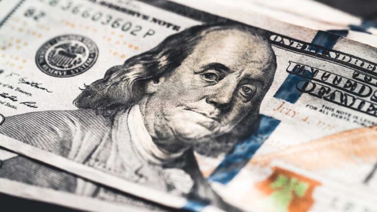 dólar e investimento