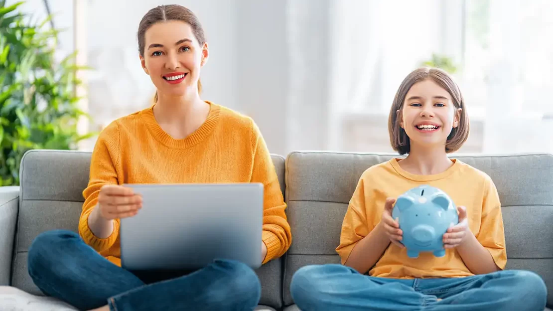 mãe ensina sobre finanças e empreeendedorismo