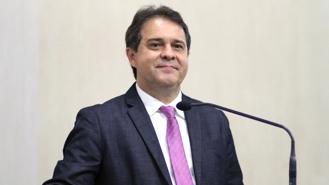 evandro leitão e secretarias regionais