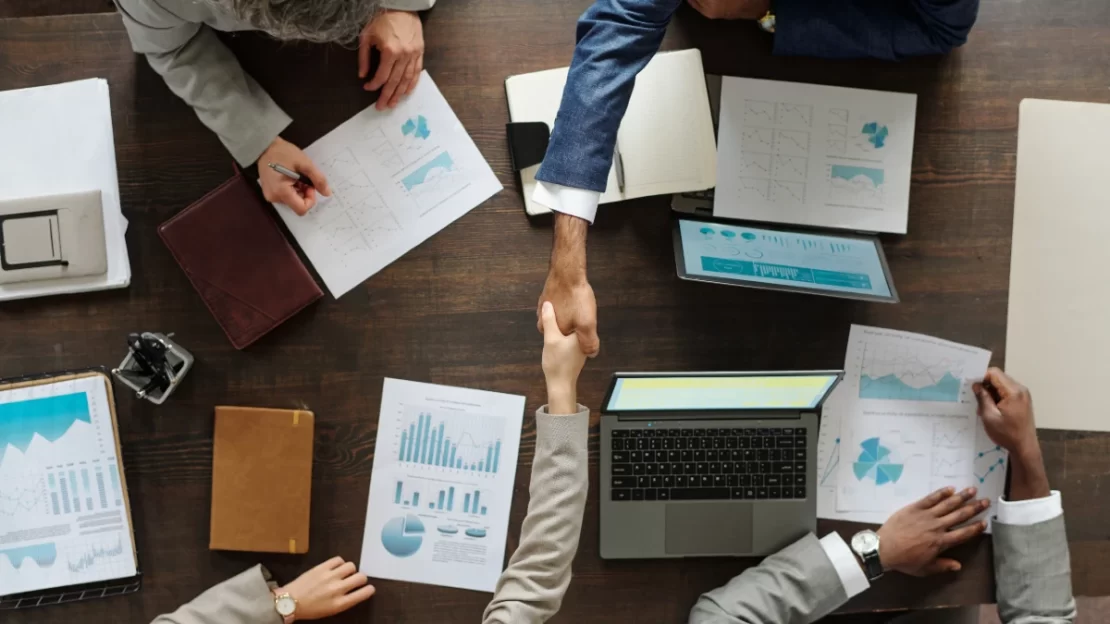 fusões e aquisições