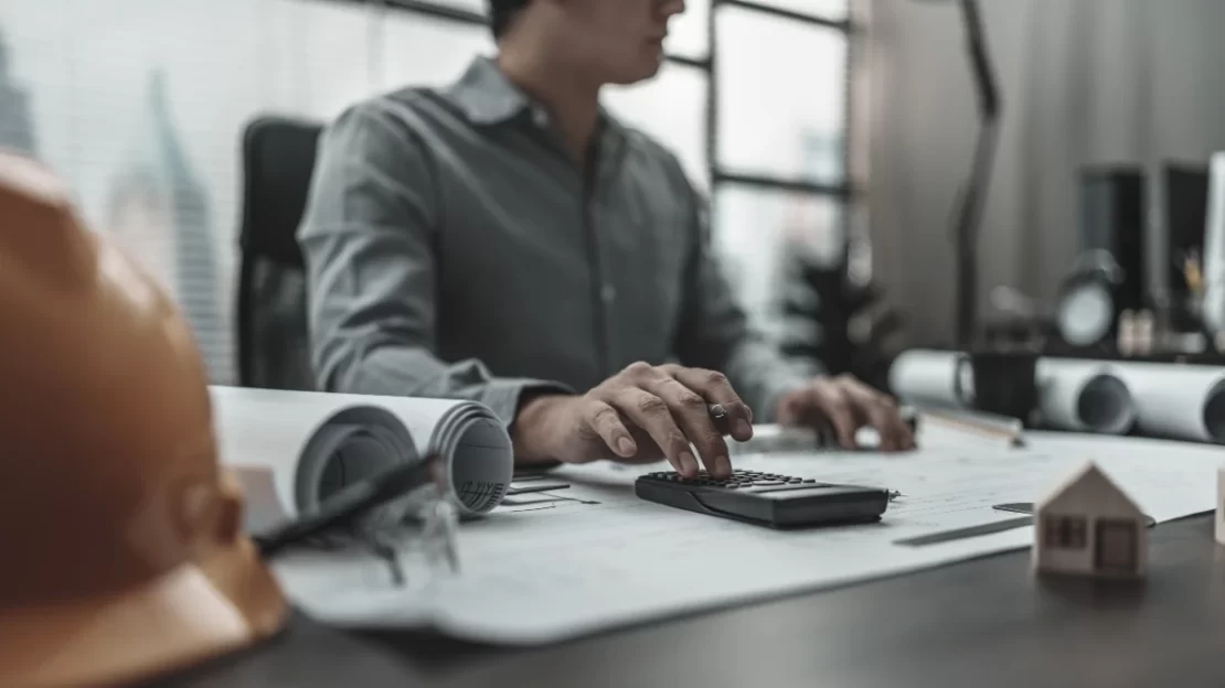 Carga tributária lidera desafios da construção civil