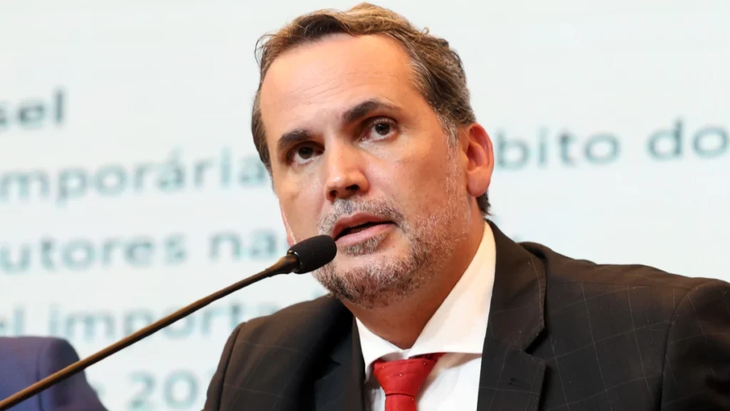 Bruno Moretti e Escala 6x1